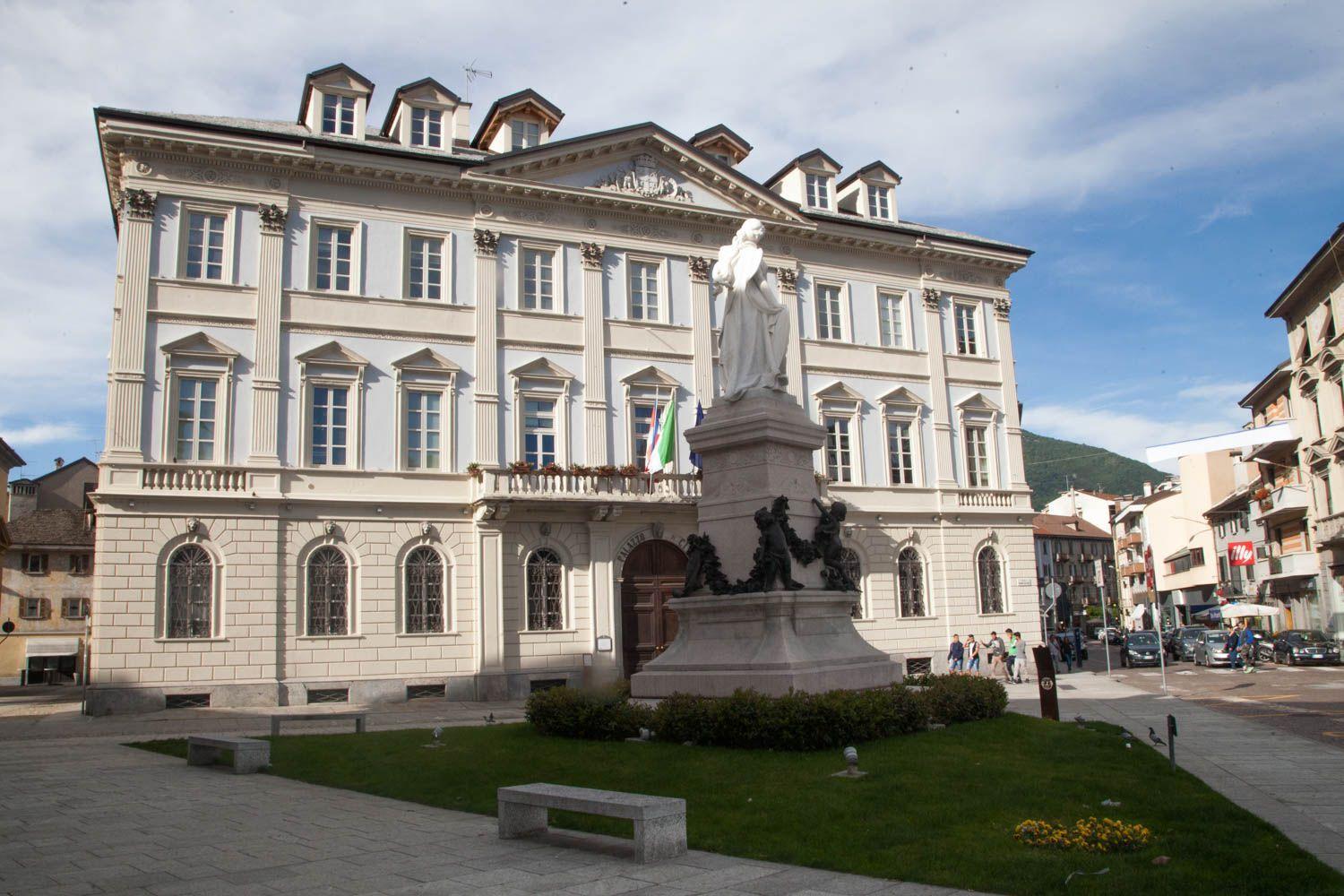Casa Dell'Edera - Holiday Apartment In Domodossola Εξωτερικό φωτογραφία
